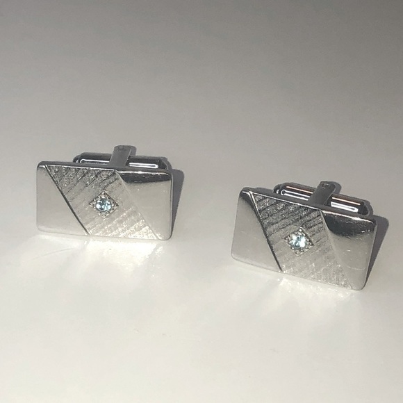 VTG Sarah Coventry Silver Tone Blue Stone Cufflinks EUC 1” x .5” - Picture 1 of 5